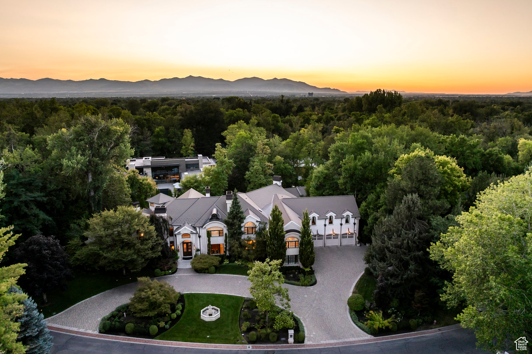 SOUTHWICK AT WALKER - Residential