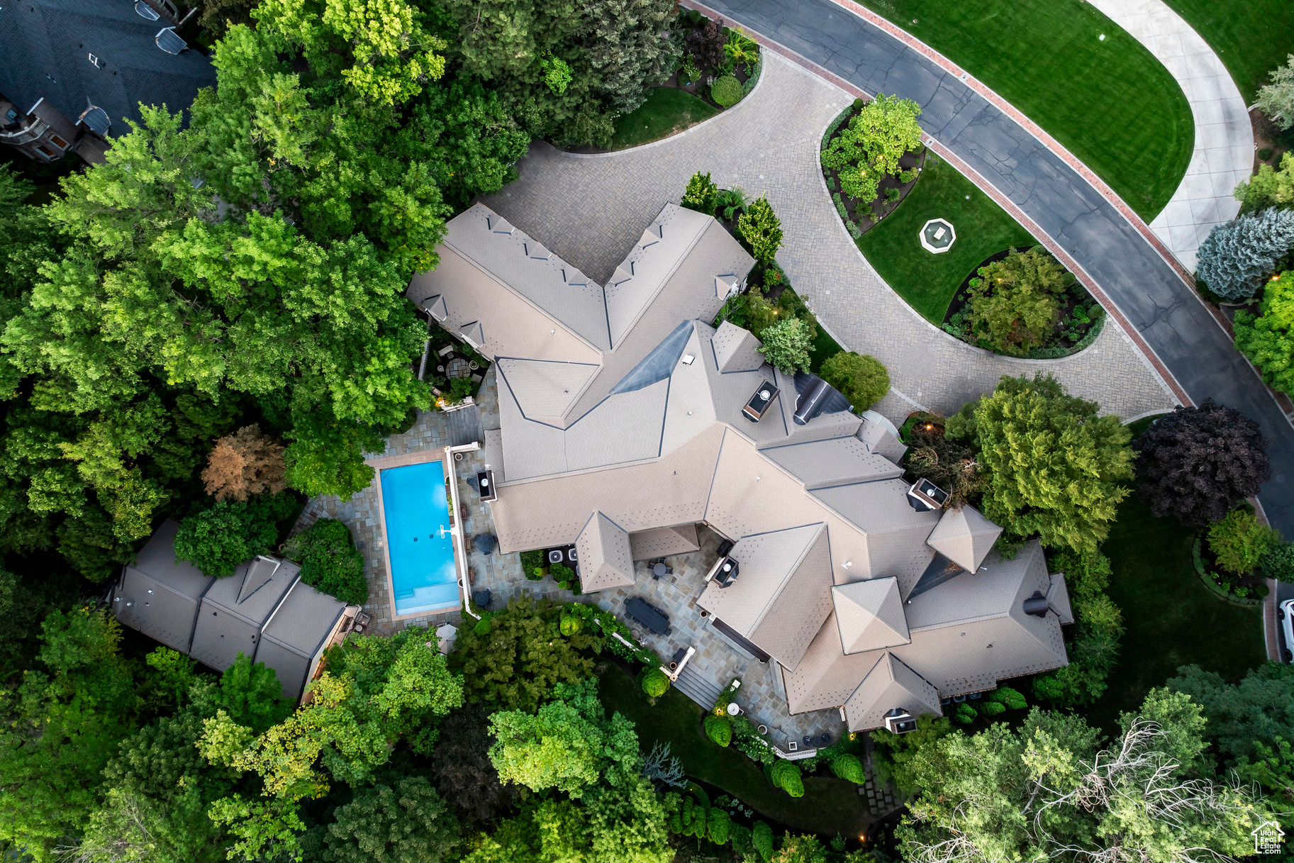 SOUTHWICK AT WALKER - Residential