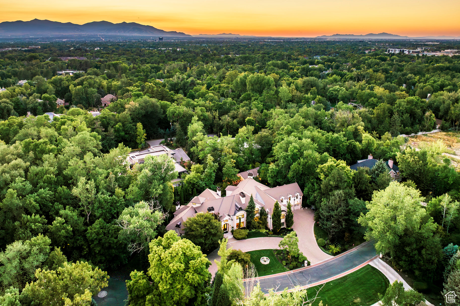 SOUTHWICK AT WALKER - Residential