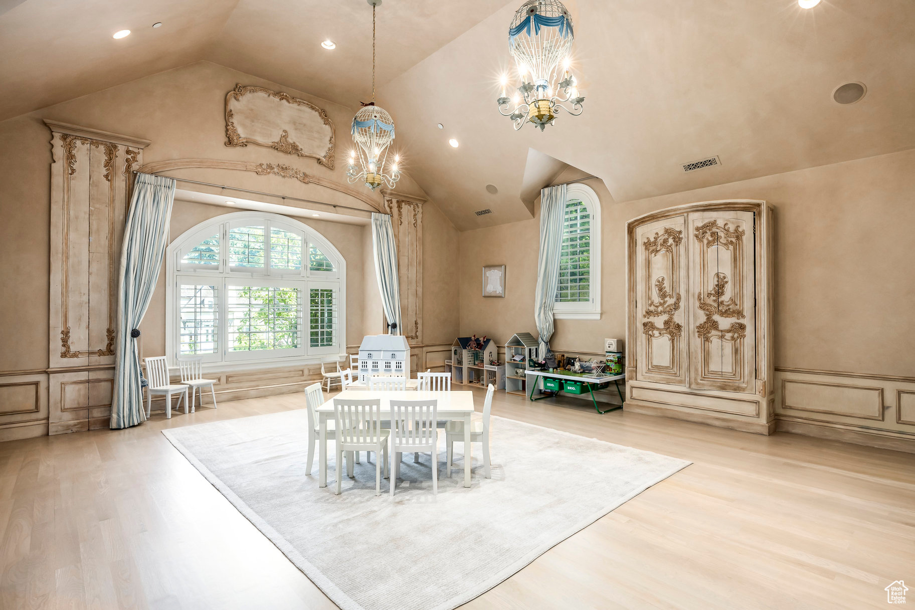 SOUTHWICK AT WALKER - Residential