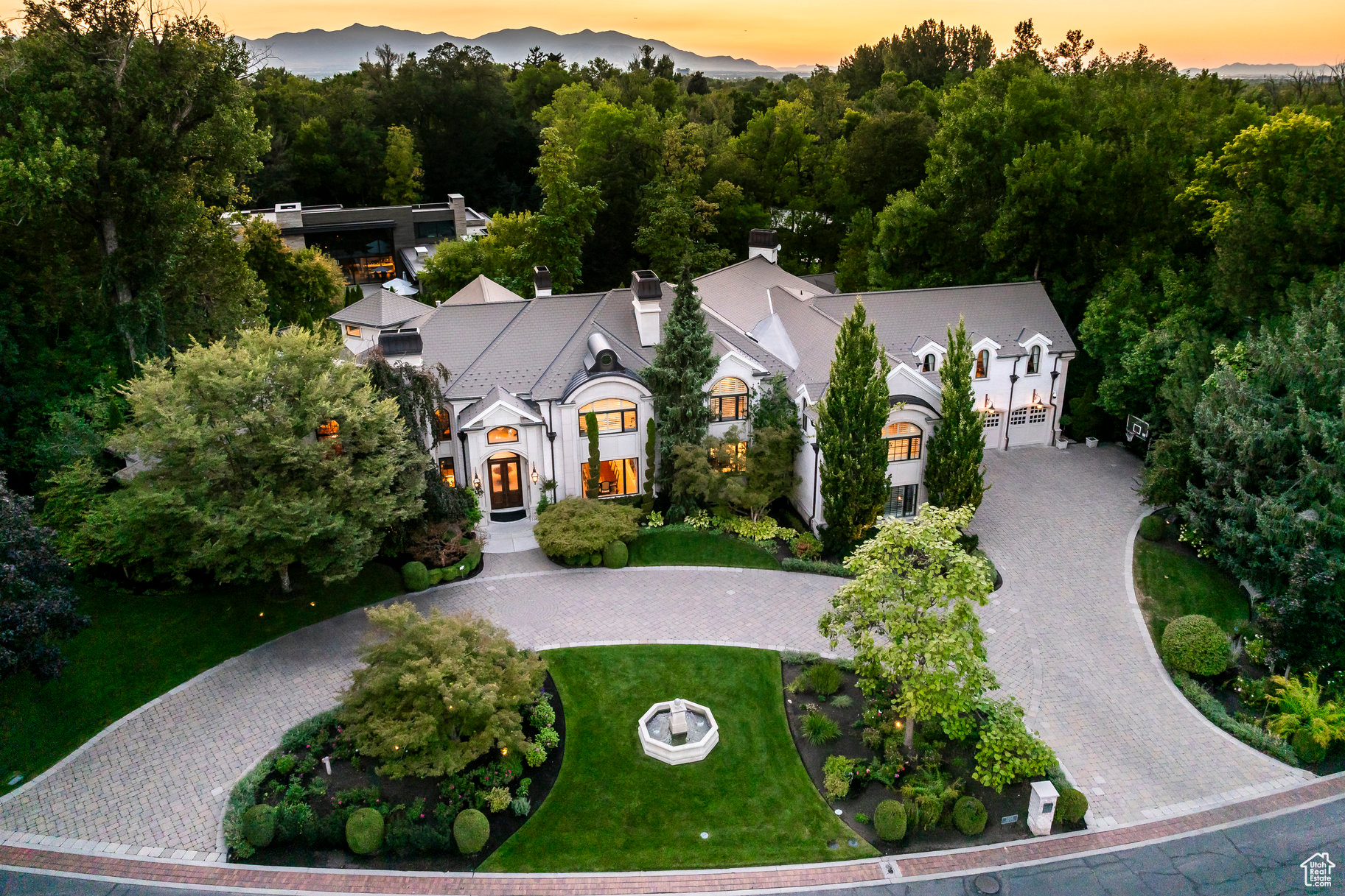 SOUTHWICK AT WALKER - Residential