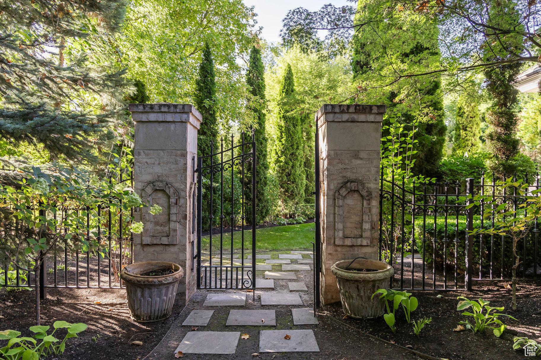 SOUTHWICK AT WALKER - Residential