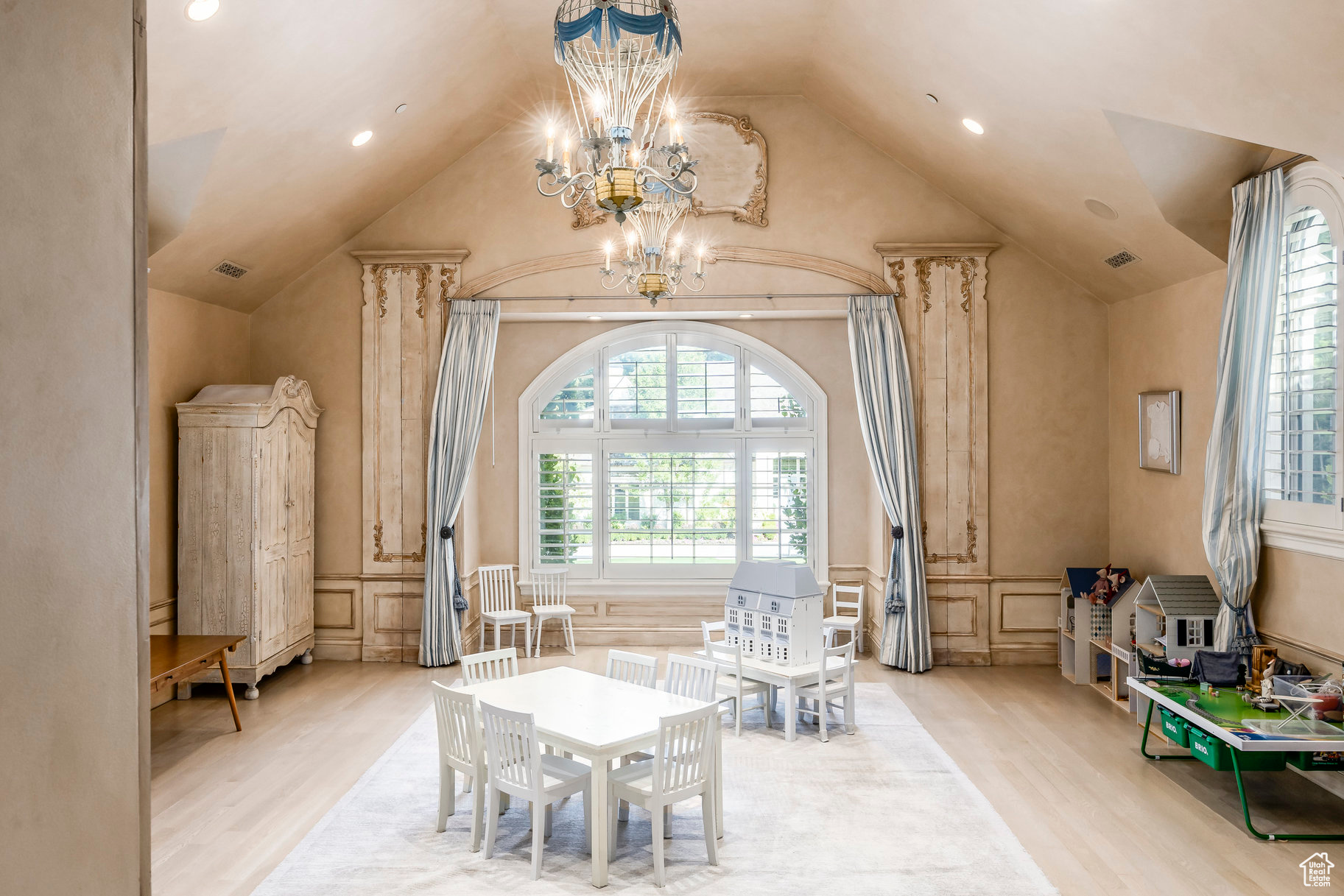 SOUTHWICK AT WALKER - Residential