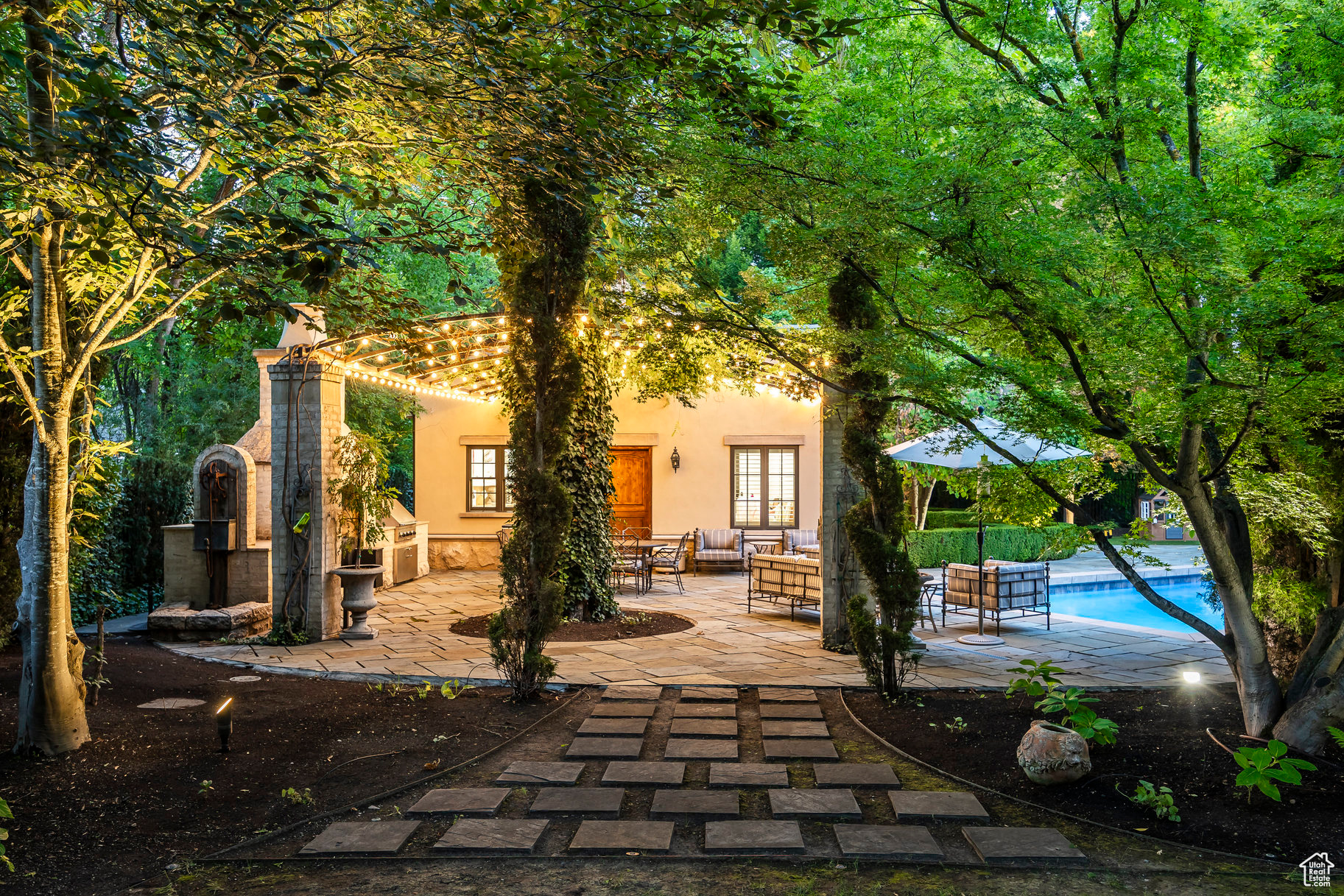 SOUTHWICK AT WALKER - Residential