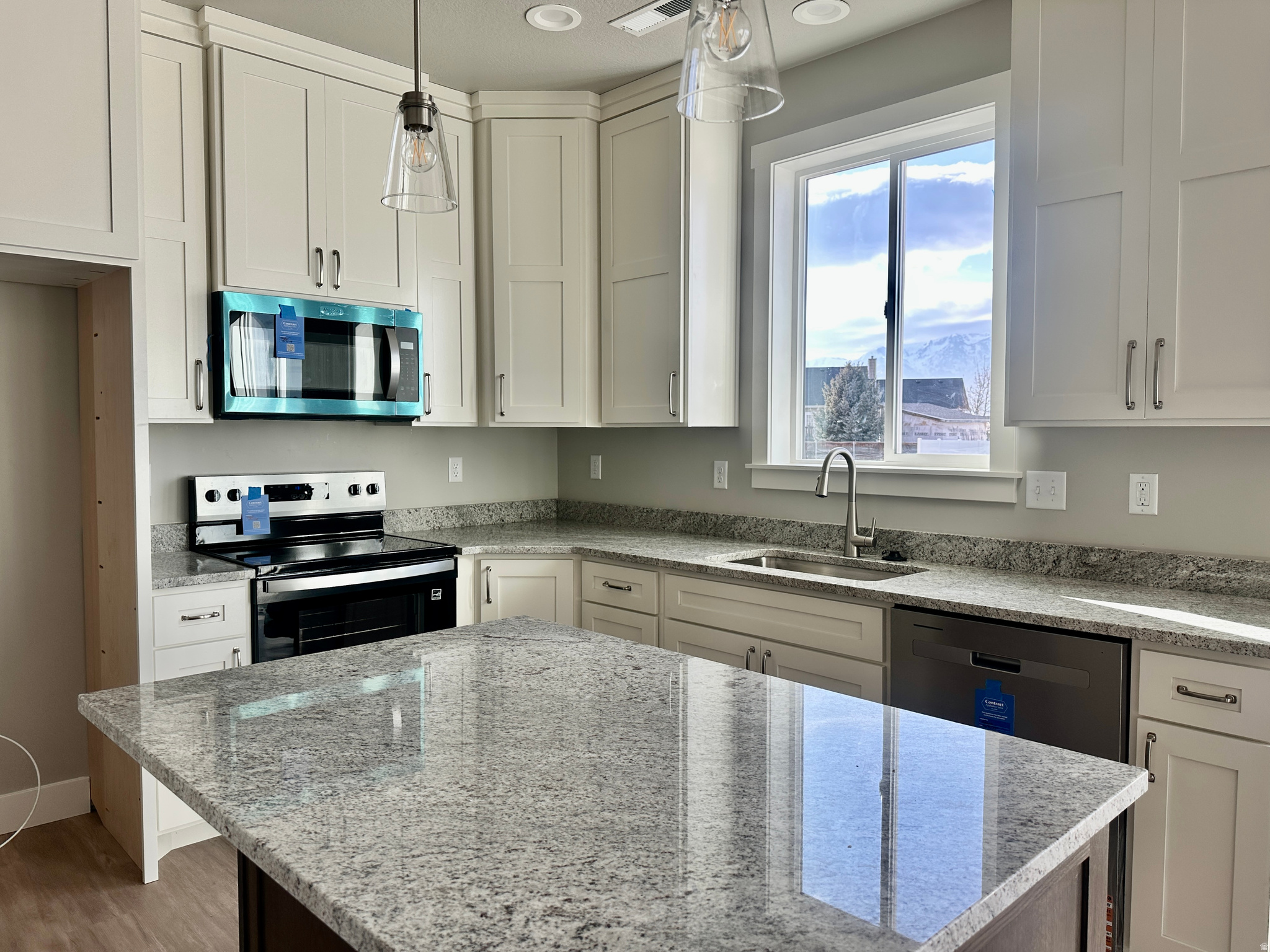 FIREFLY ESTATES - Residential