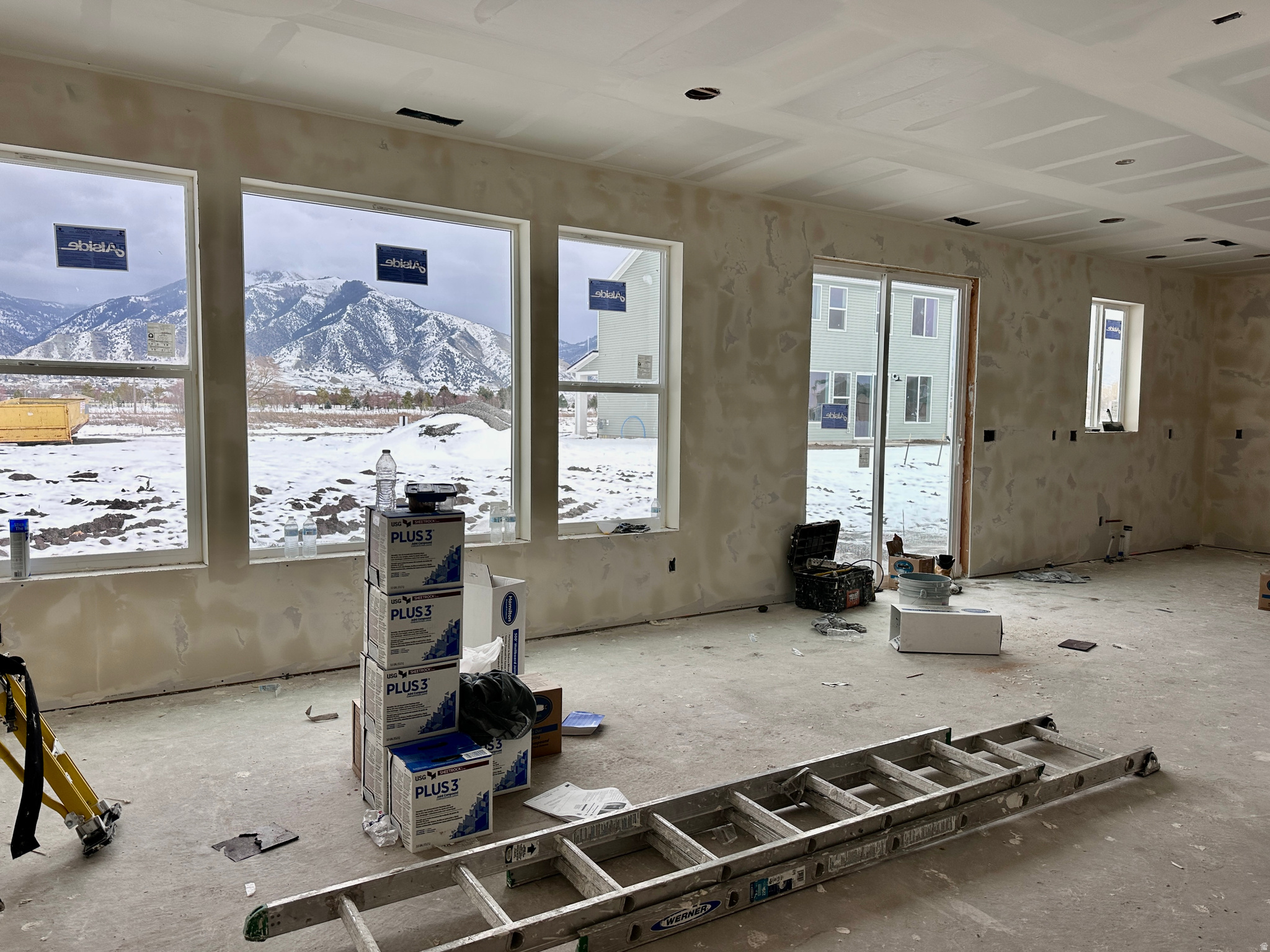 FIREFLY ESTATES - Residential