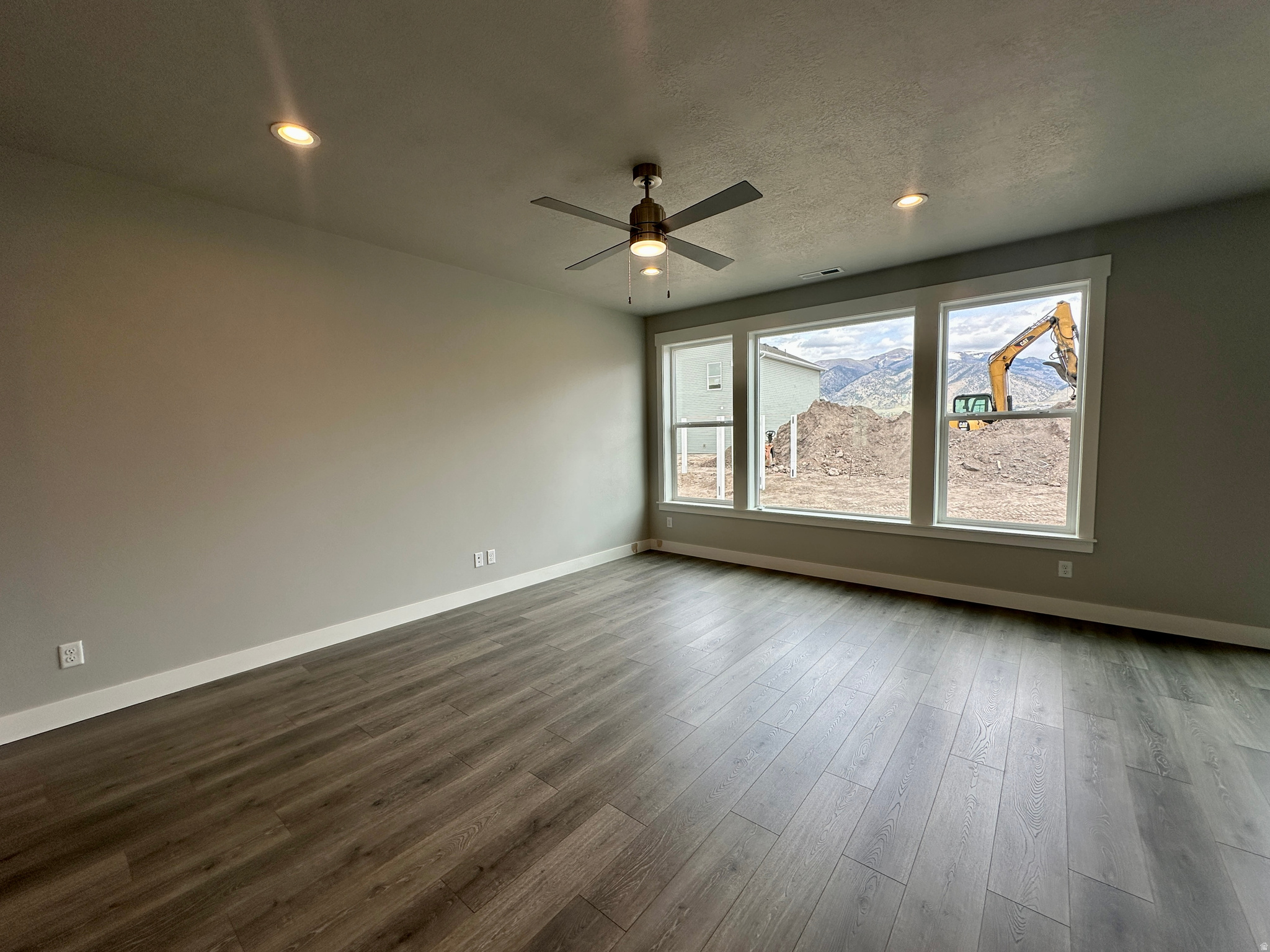 FIREFLY ESTATES - Residential