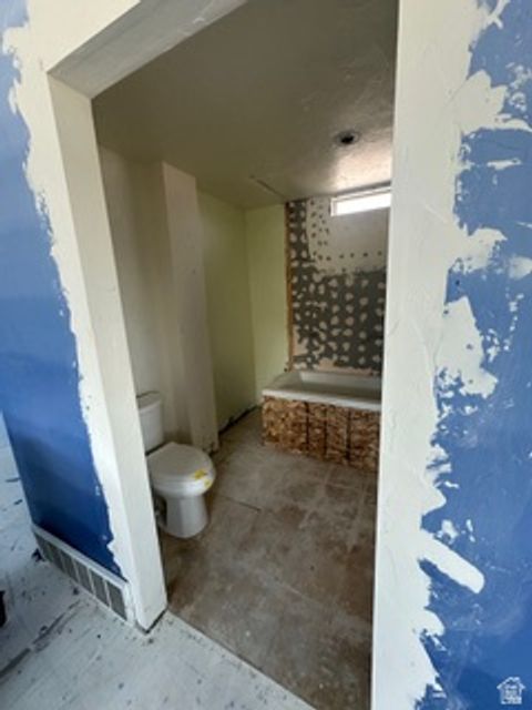 Tiny photo for 470 S WHITESIDES ST, Layton, UT 84041 (MLS # 2152039)