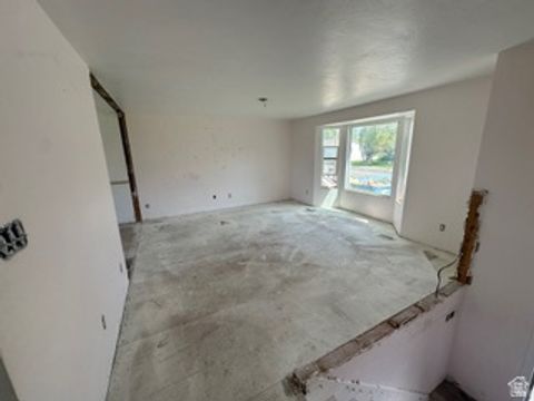 Tiny photo for 470 S WHITESIDES ST, Layton, UT 84041 (MLS # 2152039)