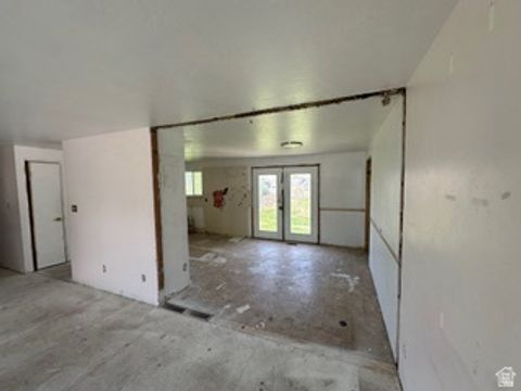 Tiny photo for 470 S WHITESIDES ST, Layton, UT 84041 (MLS # 2152039)