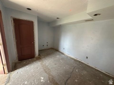 Tiny photo for 470 S WHITESIDES ST, Layton, UT 84041 (MLS # 2152039)