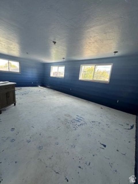 Tiny photo for 470 S WHITESIDES ST, Layton, UT 84041 (MLS # 2152039)