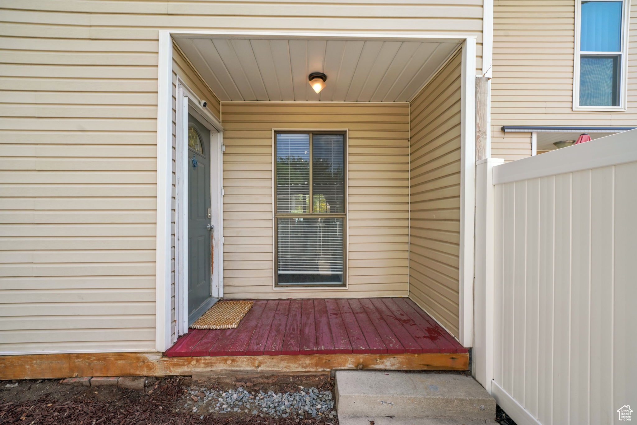 APPLEGATE CONDM - Residential