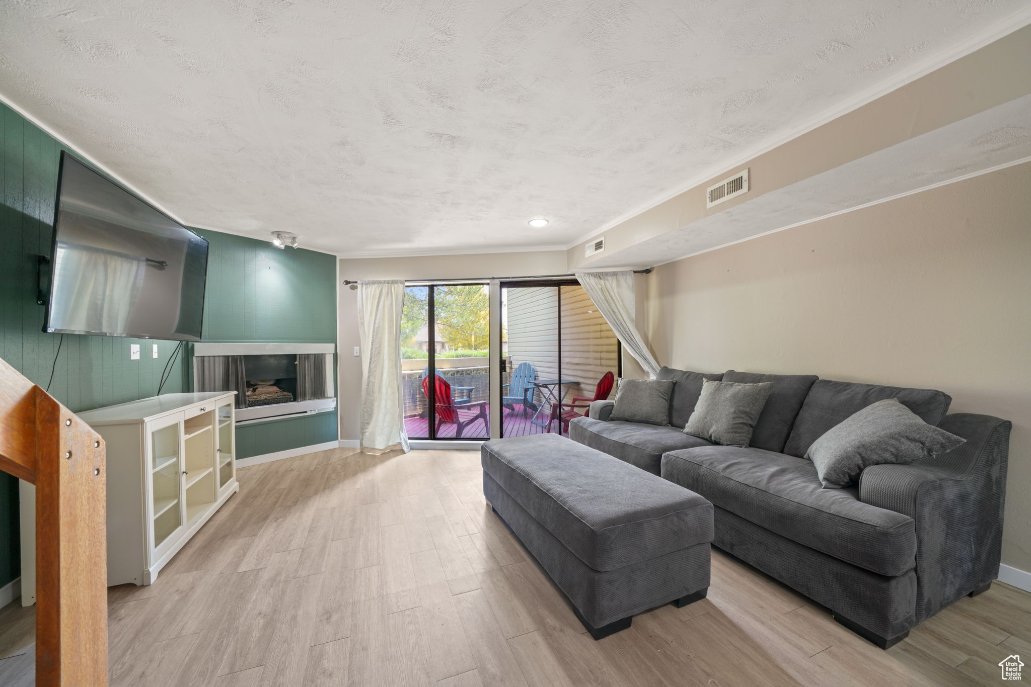 APPLEGATE CONDM - Residential