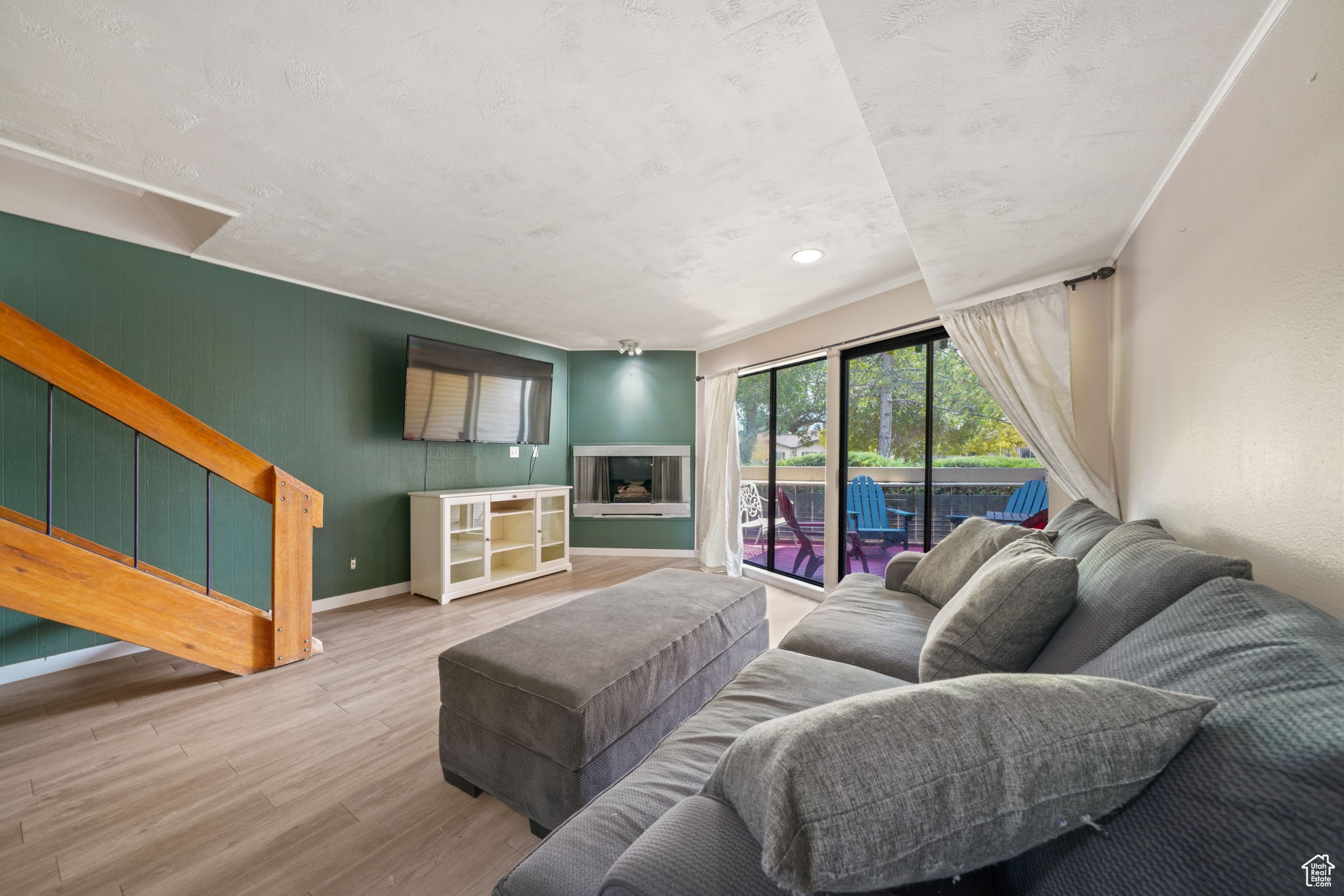 APPLEGATE CONDM - Residential