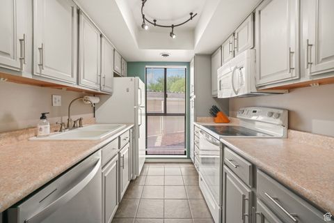 Tiny photo for 5313 S BEN DAVIS PARK, Salt Lake City, UT 84123 (MLS # 2109834)
