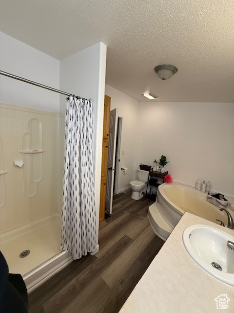 GARDEN PARK ESTATES - Residential