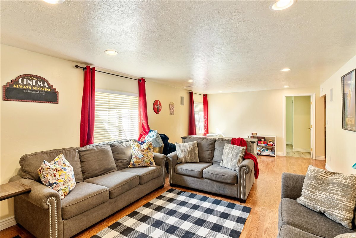 MAPLES - Residential