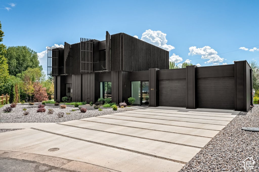 Photo of 842 N SWISS FARM CIR, Midway, UT 84049 (MLS # 2187353)