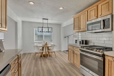 Tiny photo for 1119 E 10600 S, Sandy, UT 84094 (MLS # 2132338)