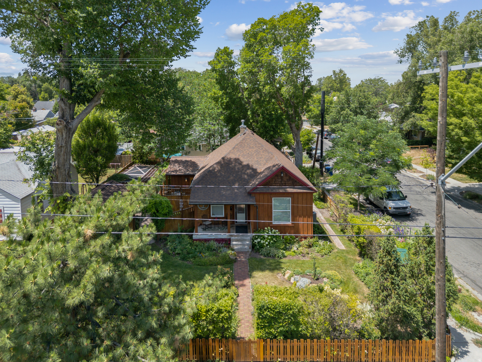 VILLA PARK - Residential