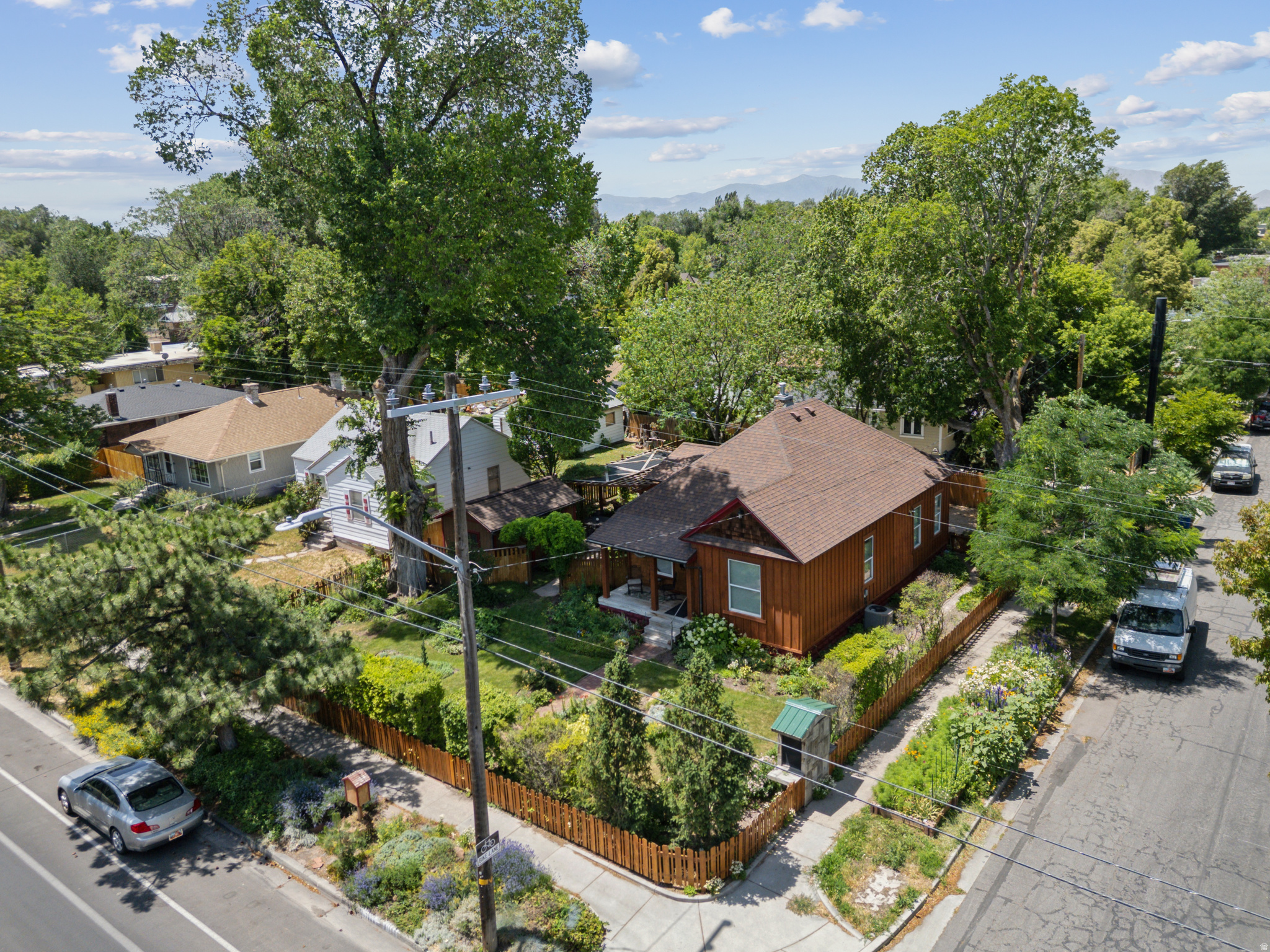 VILLA PARK - Residential