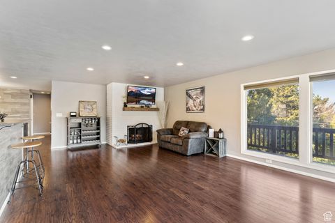 Tiny photo for 2757 S SHAMROCK DR E, Ogden, UT 84403 (MLS # 2116629)