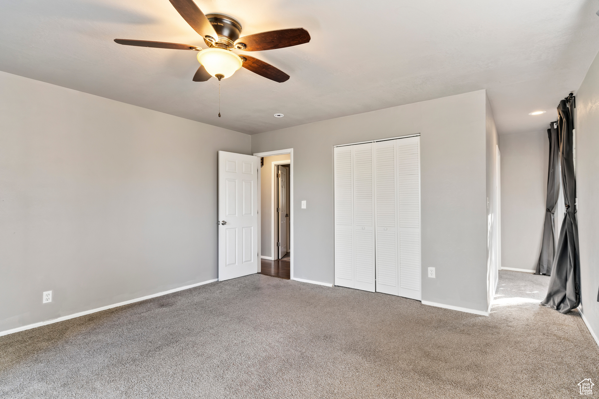 MOUNTAIN OAK ESTATES - Residential