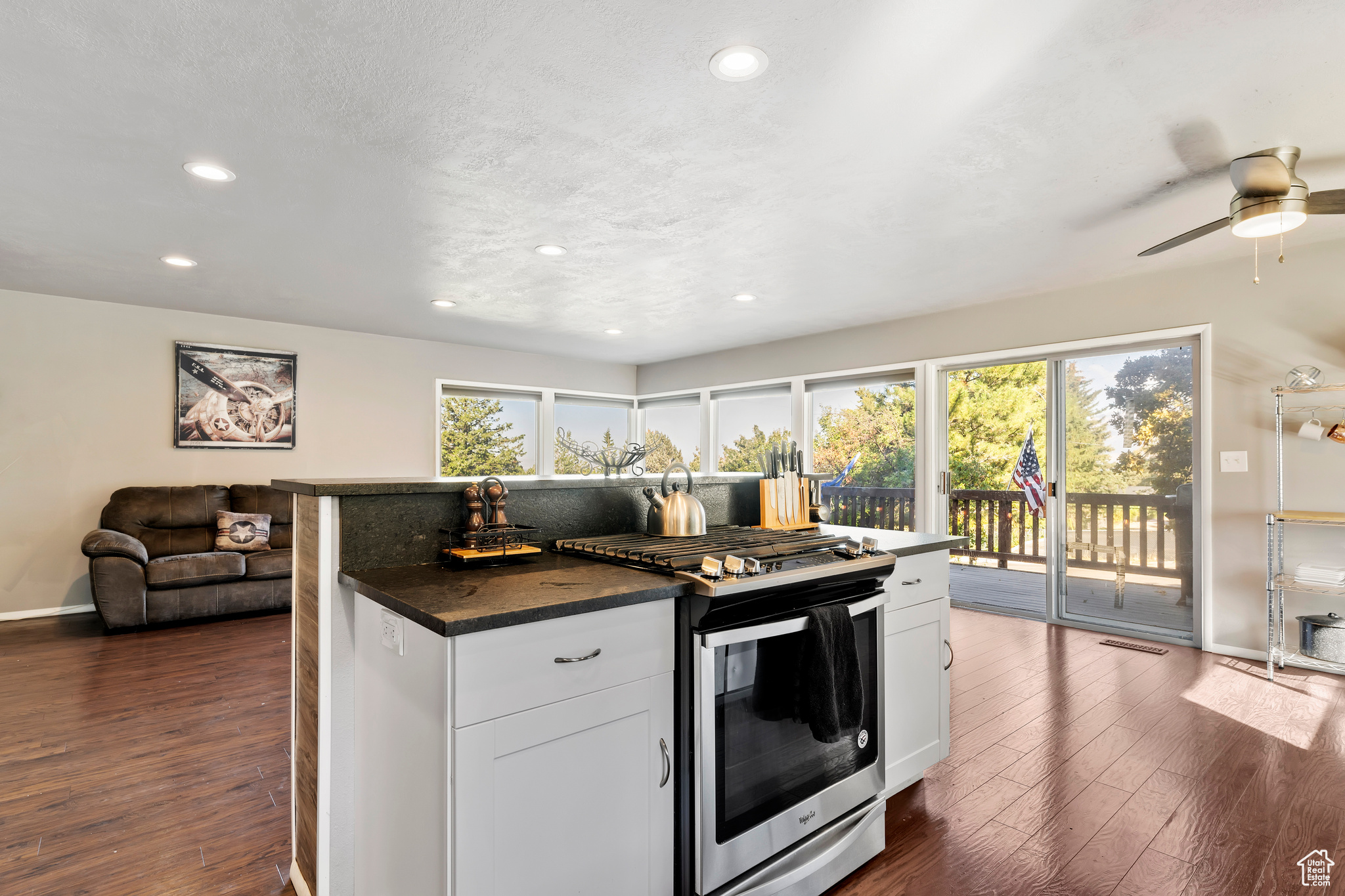MOUNTAIN OAK ESTATES - Residential