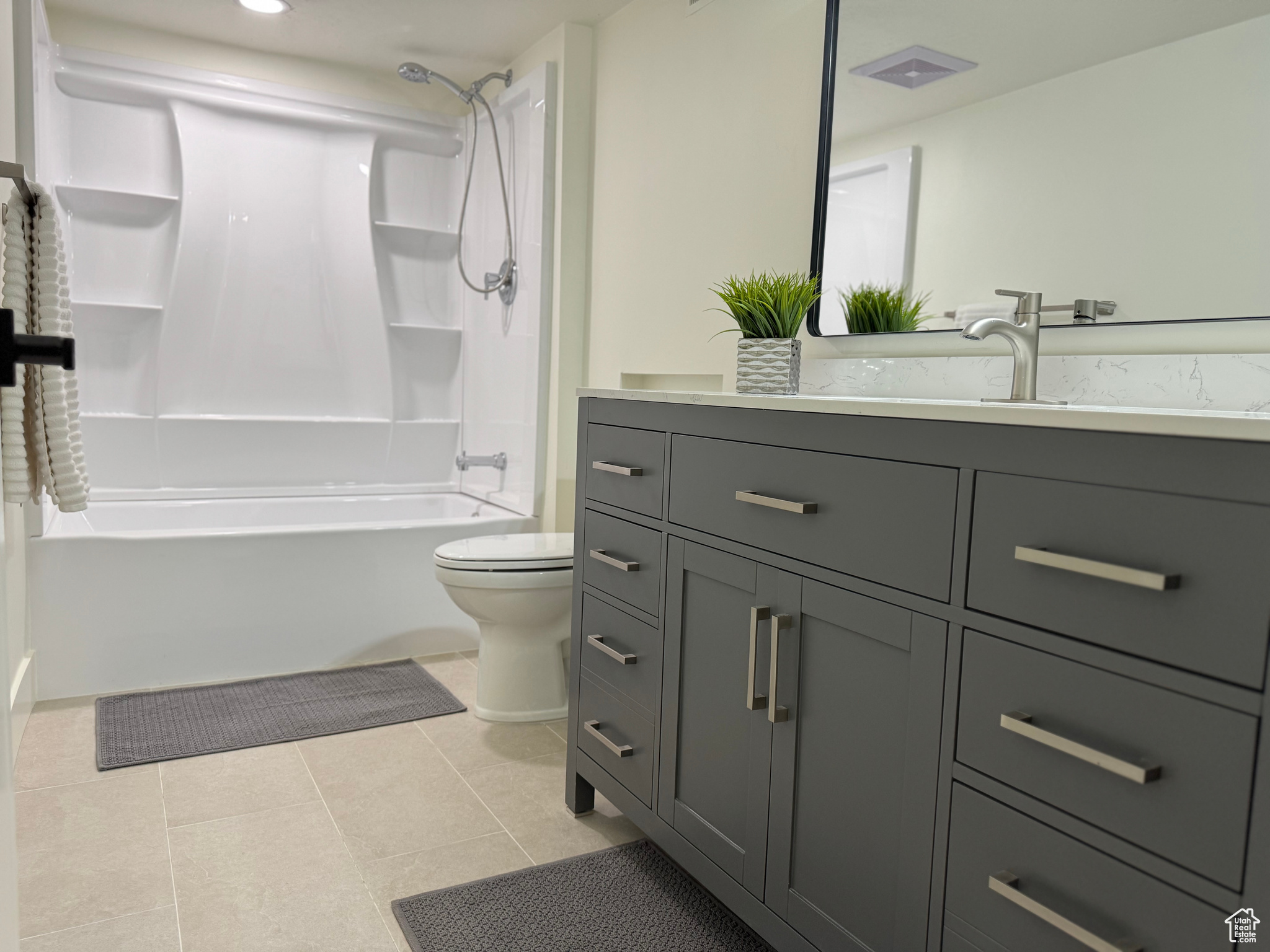 HARVEST ESTATES - Residential