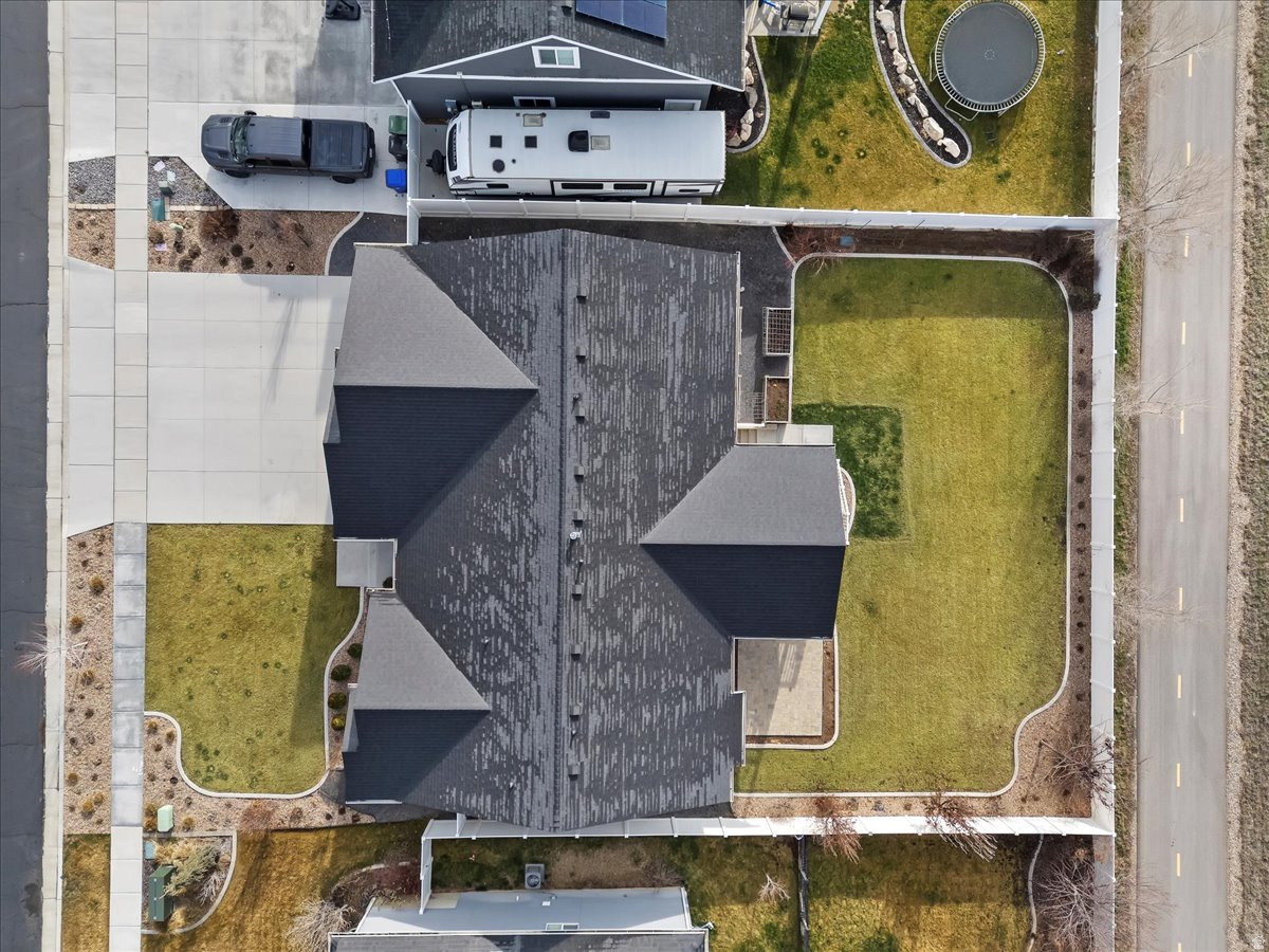 BLUFF AT LAKEVIEW FARMS - Residential