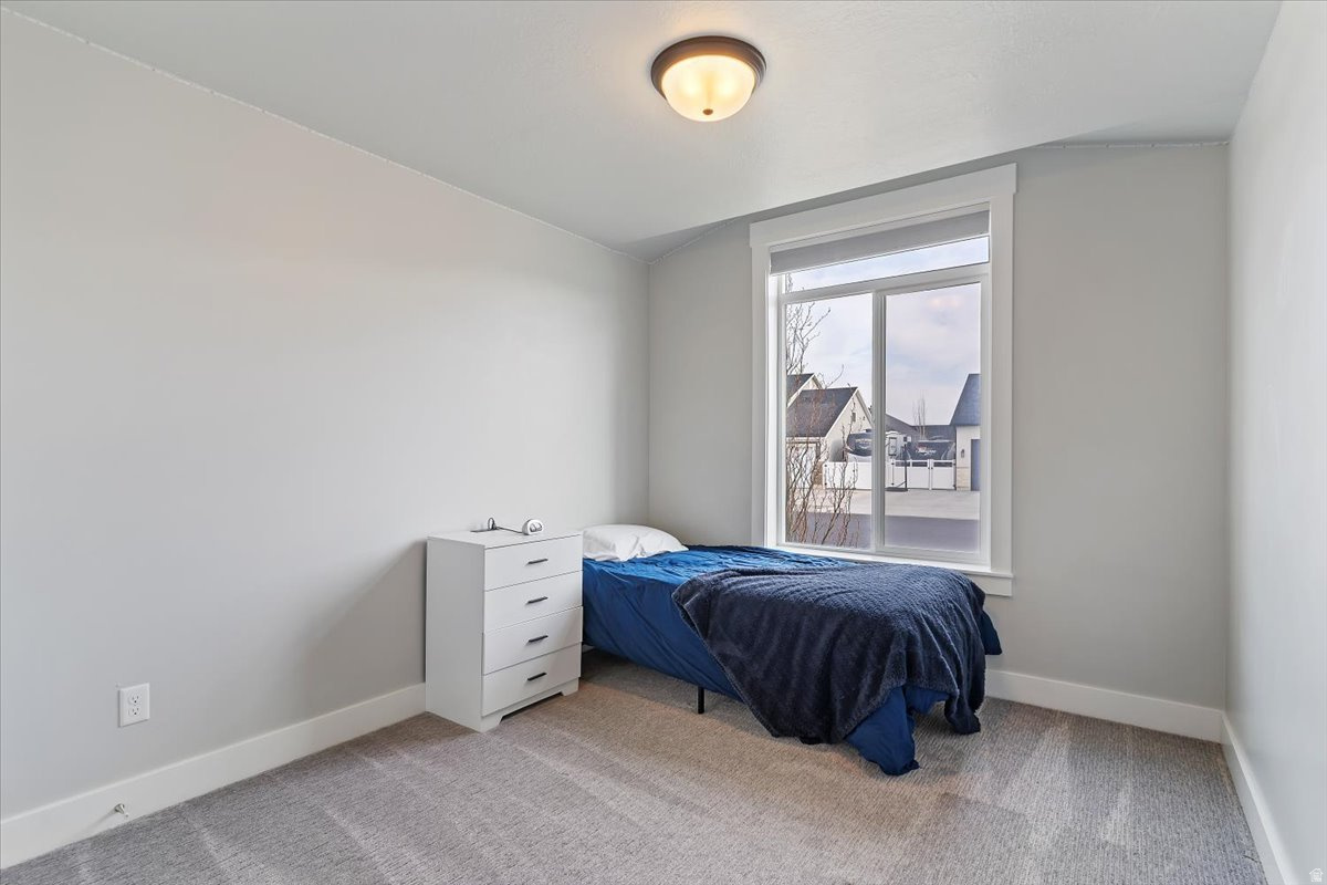 BLUFF AT LAKEVIEW FARMS - Residential