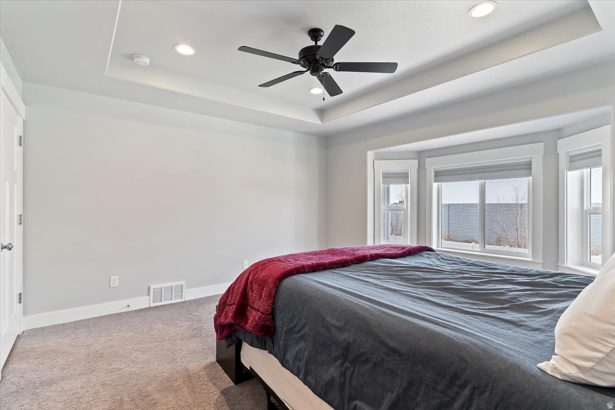 BLUFF AT LAKEVIEW FARMS - Residential