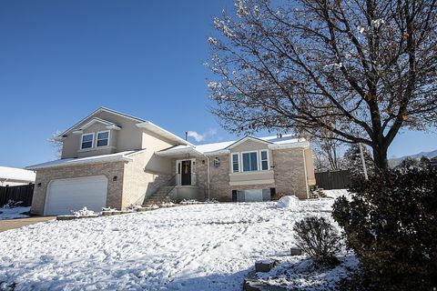 Tiny photo for 1787 S 1175 E, Bountiful, UT 84010 (MLS # 2124682)