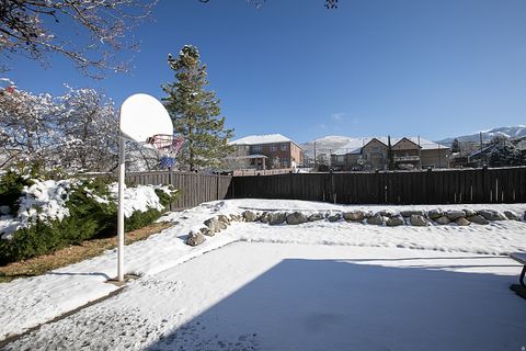 Tiny photo for 1787 S 1175 E, Bountiful, UT 84010 (MLS # 2124682)