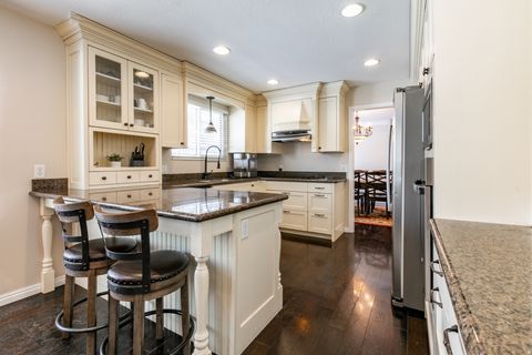 Tiny photo for 1787 S 1175 E, Bountiful, UT 84010 (MLS # 2124682)