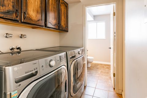 Tiny photo for 1787 S 1175 E, Bountiful, UT 84010 (MLS # 2124682)