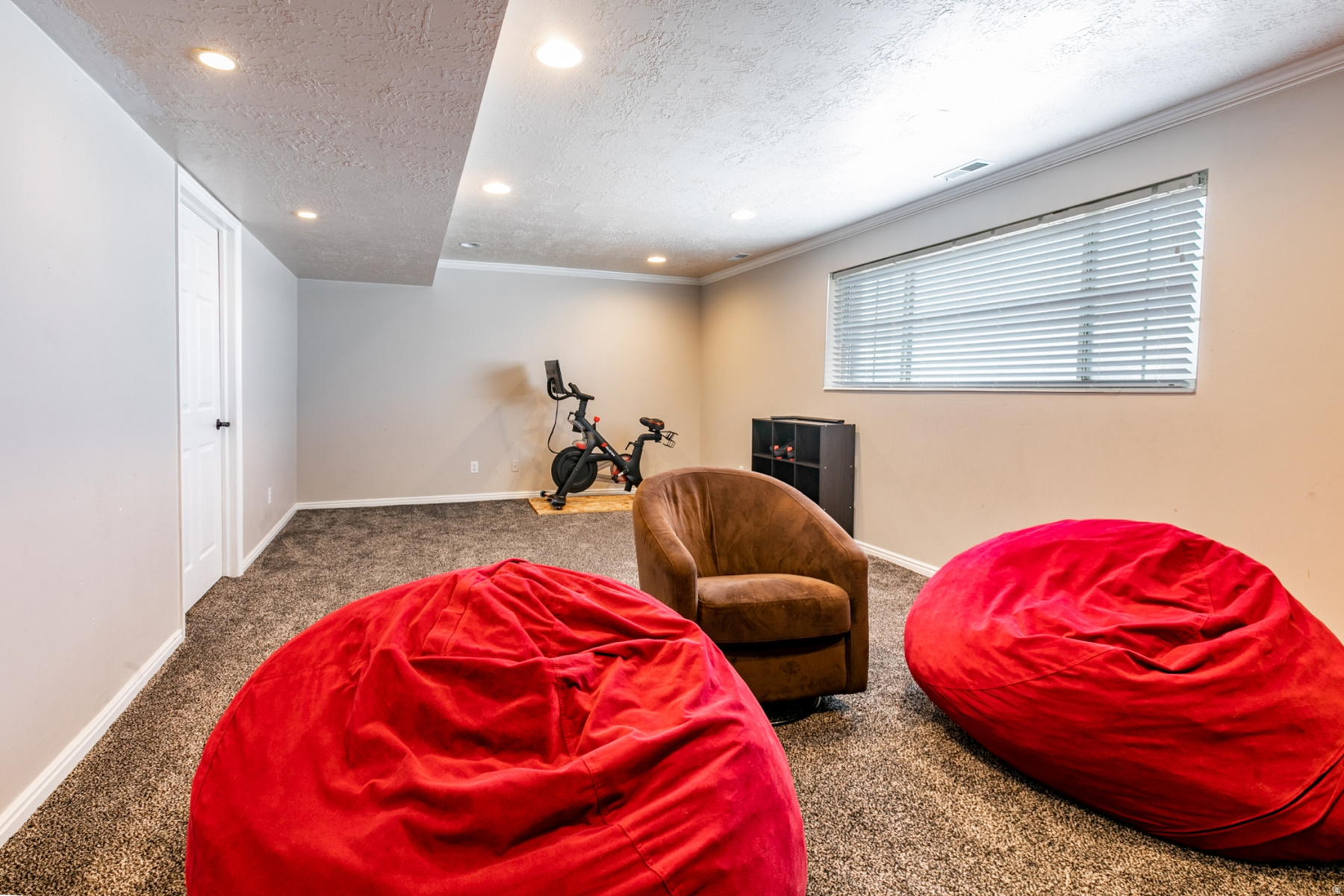 BOUNTIFUL HILLS - Residential