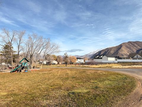 Tiny photo for 668 E 600 S, Salem, UT 84653 (MLS # 2127833)