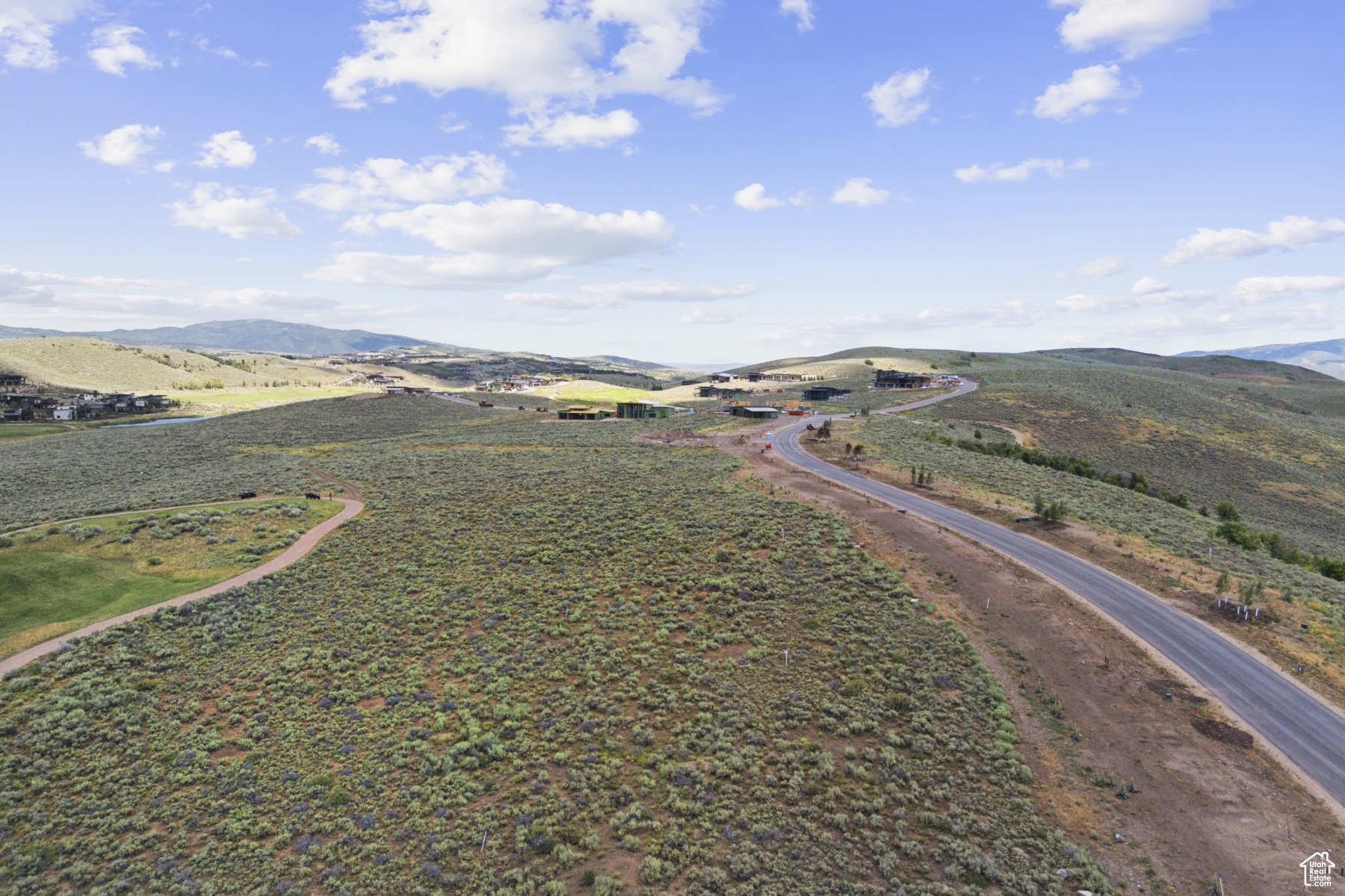 LINKS EDGE - Residential