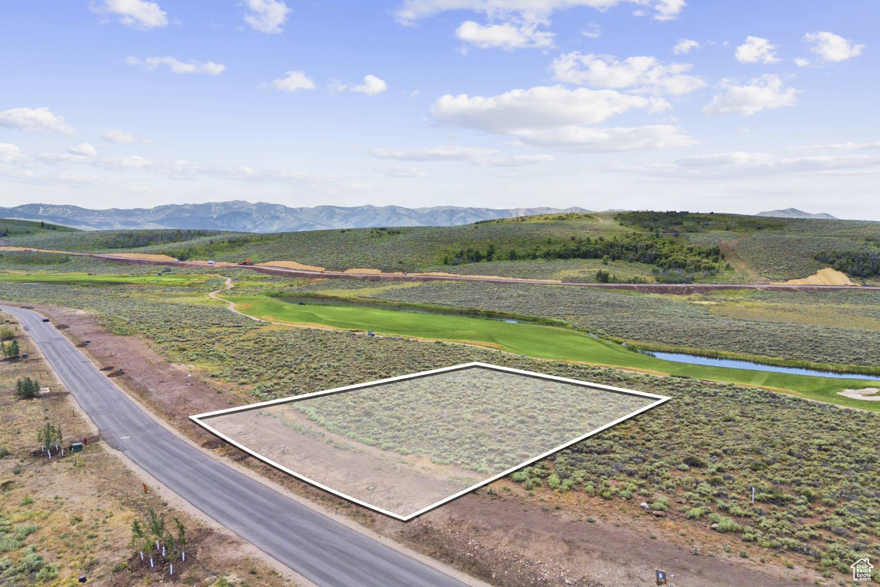 LINKS EDGE - Residential