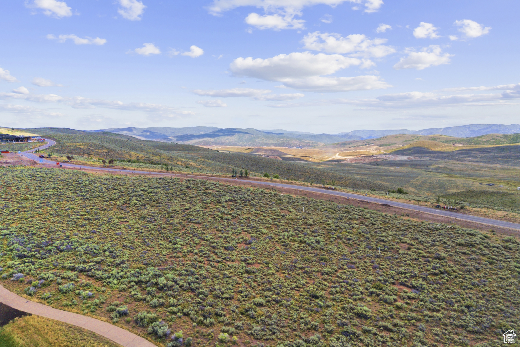 LINKS EDGE - Residential