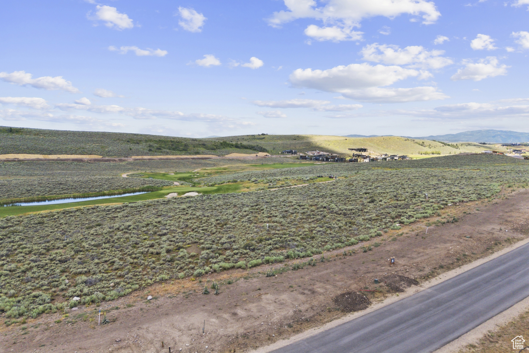 LINKS EDGE - Residential