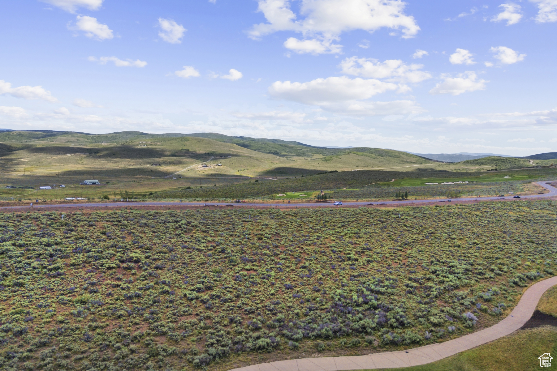 LINKS EDGE - Residential