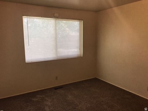 Tiny photo for 254 W 650 S, Bountiful, UT 84010 (MLS # 2120271)