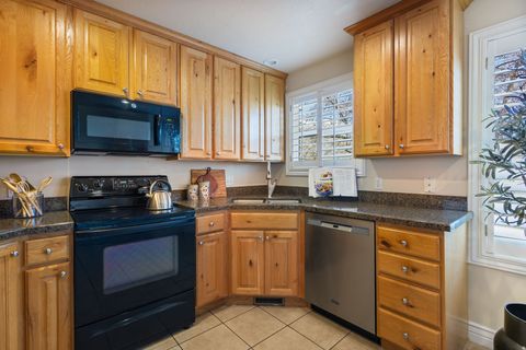 Tiny photo for 1082 E 370 N, American Fork, UT 84003 (MLS # 2143924)