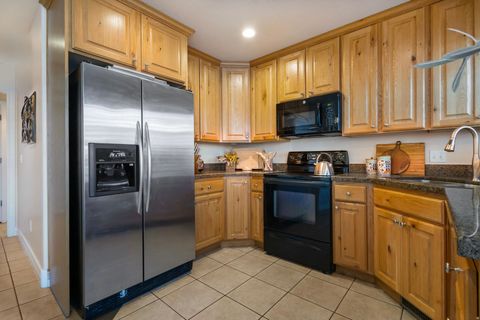 Tiny photo for 1082 E 370 N, American Fork, UT 84003 (MLS # 2143924)