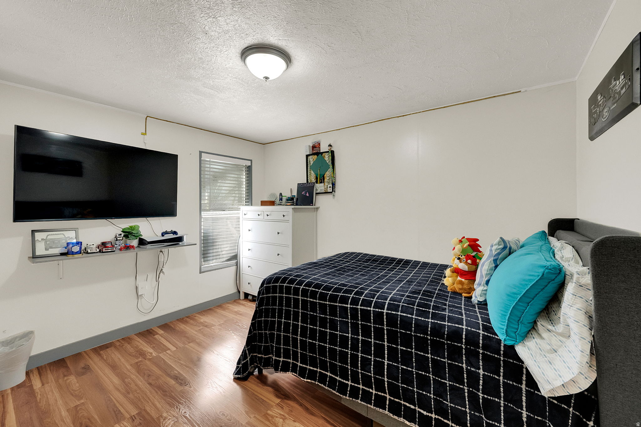 WEST CREST - Residential