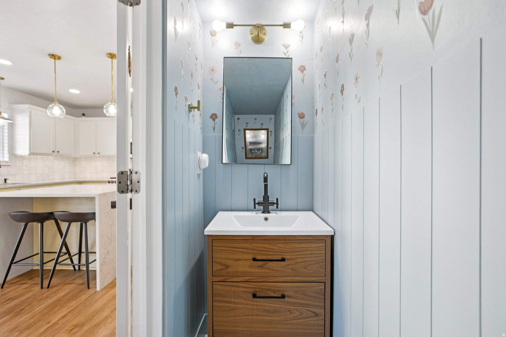 NORTH LAKE - Residential