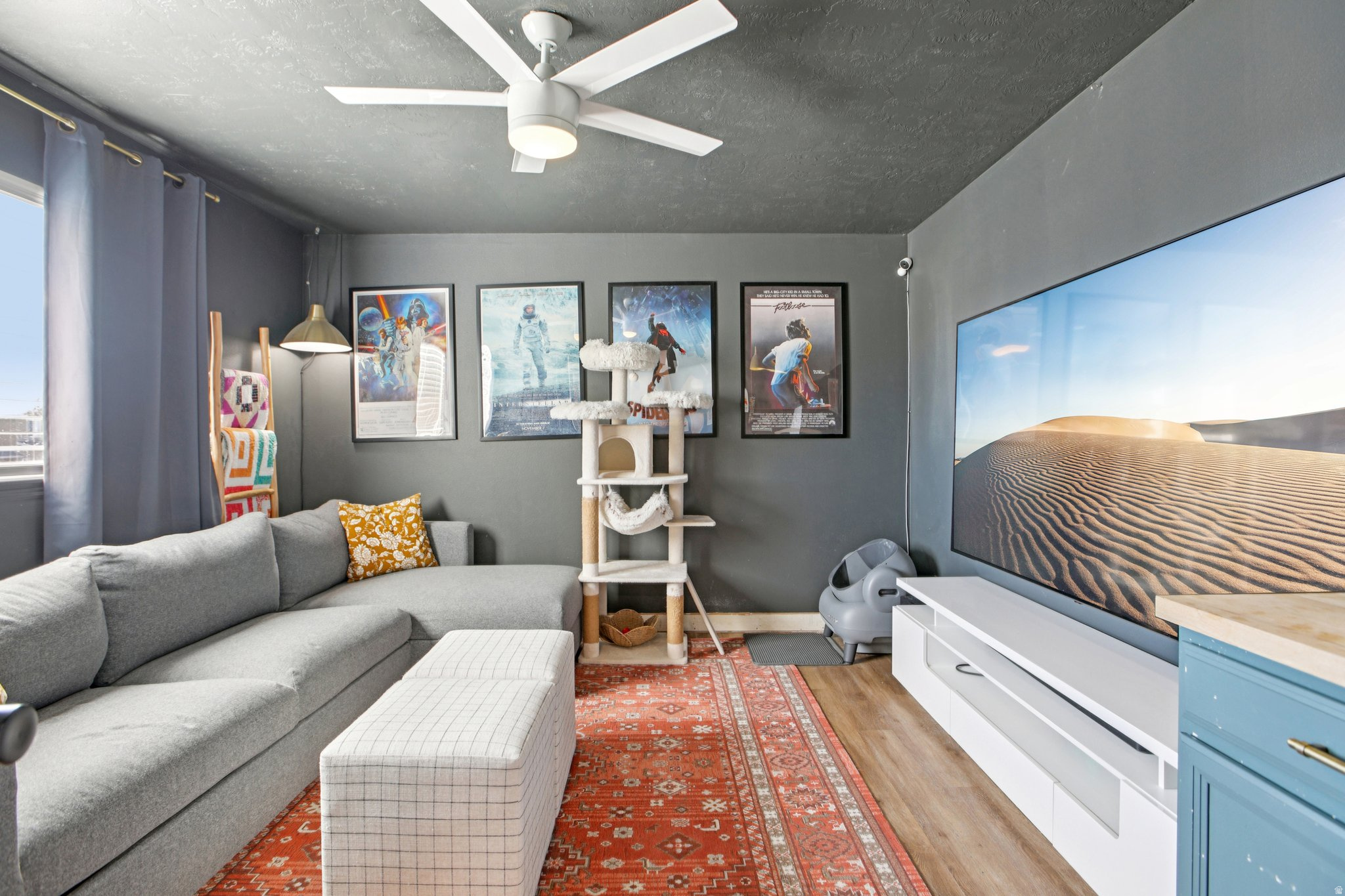 NORTH LAKE - Residential